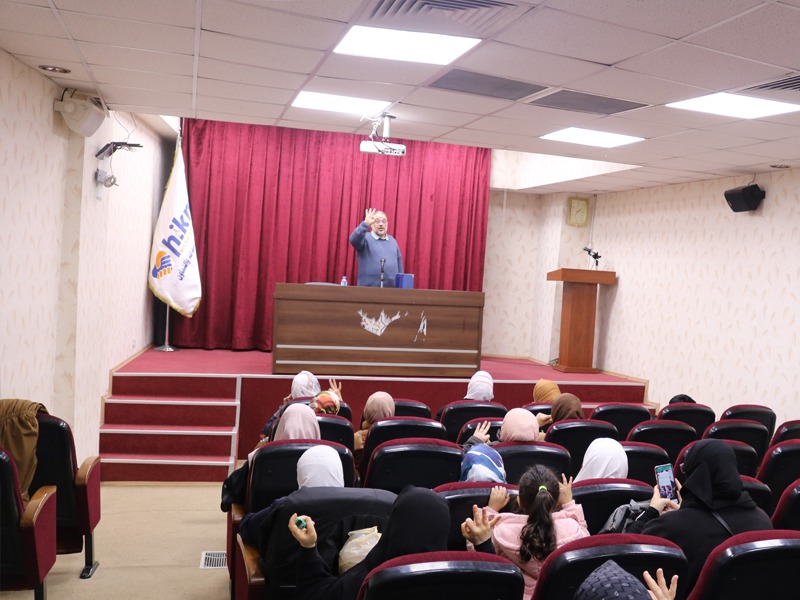 منتدى الاسرة يستضيف المدرب الدولي حمزة الحمزاوي