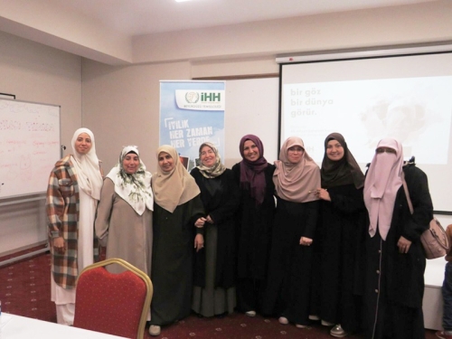 "بيت العنكبوت"  محاضرة توعوية تعالج المخاطر المحدقة بالأسرة